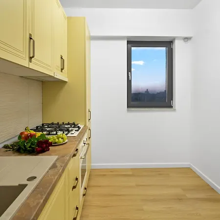 Apartment With Huge Balcony And View - Tineretului Park *