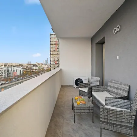 With Huge Balcony And View - Tineretului Park Bukareszt