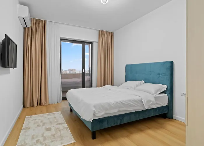 With Huge Balcony And View - Tineretului Park *