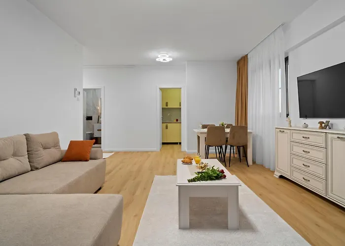 With Huge Balcony And View - Tineretului Park Apartmán Bukurešť