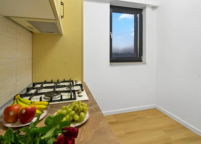 With Huge Balcony And View - Tineretului Park Апартаменти