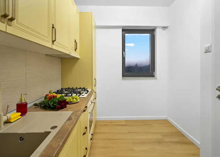 Апартаменти With Huge Balcony And View - Tineretului Park *